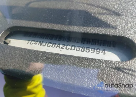 2012 Jeep Compass Sport z USA, uszkodzony, nr VIN 1C4NJCBA2CD585994